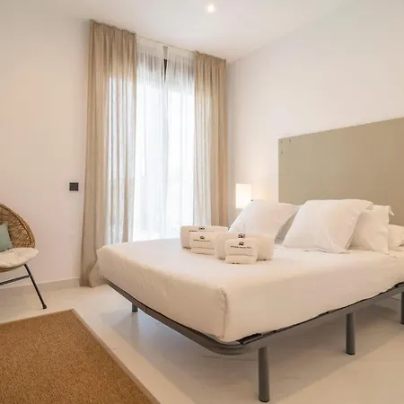 Amazing In With 3 Bedrooms, Wifi And Swimming Pool Estepona